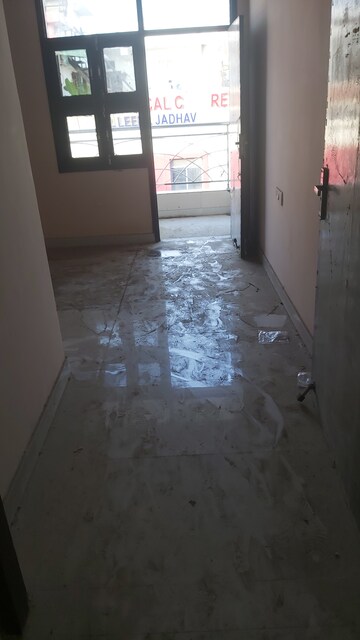 Room in 3.5 BHK Builder Floor at Mayur Vihar Phase 1 – for Sale