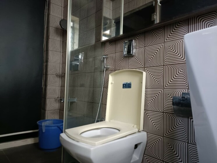 Bathroom, ayesha-manor 4 Bedroom 2700 Sq.Ft. Apartment In Bandra West Mumbai 7100626