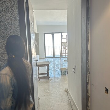 Building Lobby in 2.5 BHK Builder Floor at Signature Global City, Sector 37d – for Sale