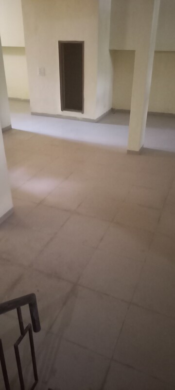 Room in 4 BHK Apartment at Ansal API Esencia, Sector 67 – for Sale