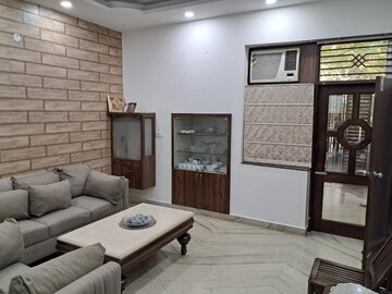 Bedroom in 2 BHK Builder Floor at Subhash Nagar – for Sale