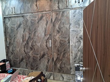 Furnished Amenities in 2 BHK Builder Floor at Subhash Nagar – for Sale