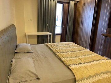 Bedroom in 2 BHK Apartment at Sector 81 – for Sale