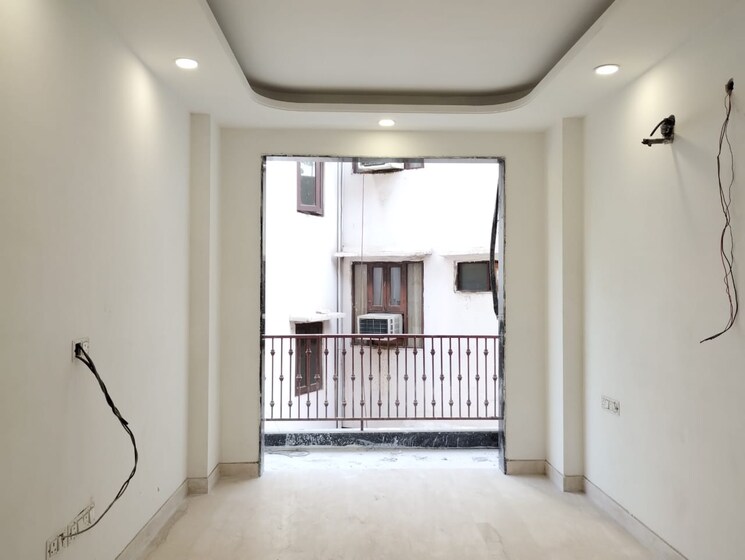 undefined, hauz khas 3 Bedroom 200 Sq.Yd. Builder Floor In Hauz Khas Delhi 7102702