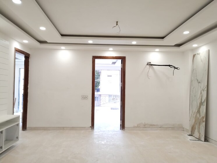 Room, hauz khas 3 Bedroom 200 Sq.Yd. Builder Floor In Hauz Khas Delhi 7102702