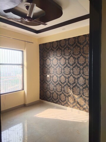 Bedroom in 3 BHK Builder Floor at Sector 9 – for Sale
