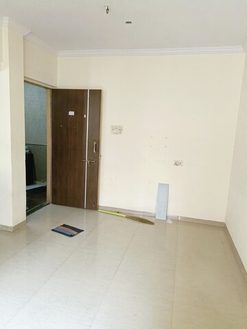 Room in 1.5 BHK Apartment at Vihang Valley Phase1, Kasarvadavali – for Sale