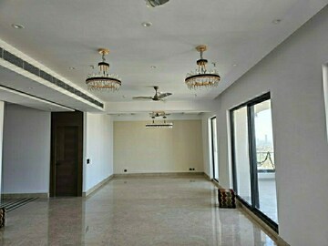 Room in 5 BHK Apartment at ABA County 107, Sector 107 – for Sale