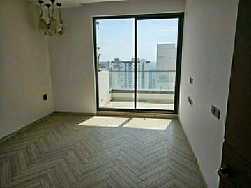 Room in 5 BHK Apartment at ABA County 107, Sector 107 – for Sale