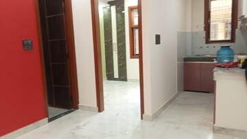 Building Lobby in 2 BHK Builder Floor at Mahavir Enclave 3 – for Sale