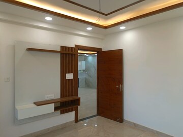 Master Bedroom in 4 BHK Builder Floor at Sector 28 – for Sale