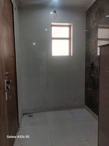 Attached Bathroom in 4 BHK Builder Floor at Green Fields Colony – for Sale