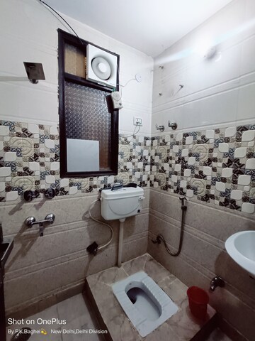 Master Bedroom in 2 BHK Builder Floor at Govindpuri – for Sale