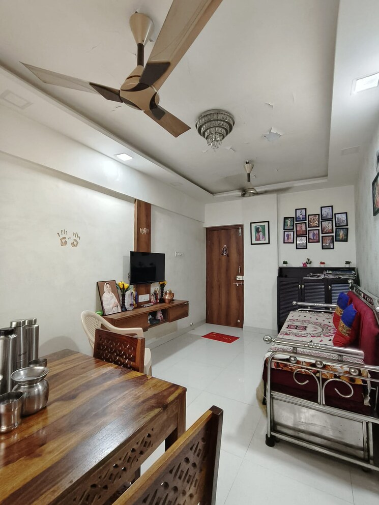 Living Room, rameshwar-society 1 Bedroom 580 Sq.Ft. Apartment In Kalwa Thane 7104955