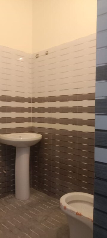 Bathroom in 3 BHK Independent House at Guru Teg Bahadur Nagar – for Sale