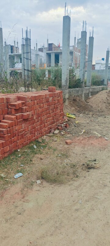  Plot For Sale in Deva Road