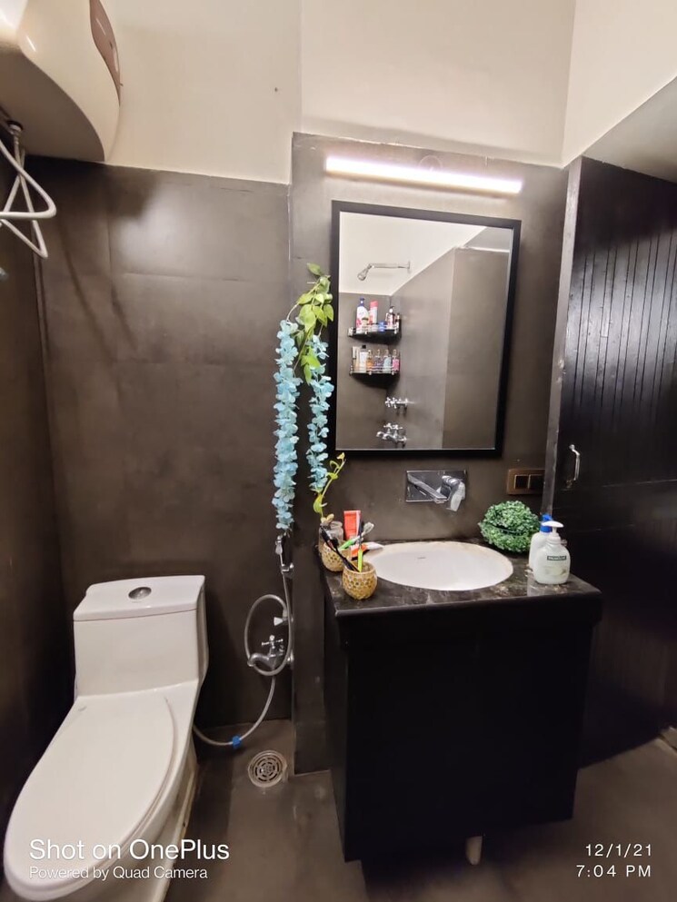 Team Area, lajpat nagar 1 Bedroom 561 Sq.Ft. Builder Floor In Lajpat Nagar Delhi 7105432