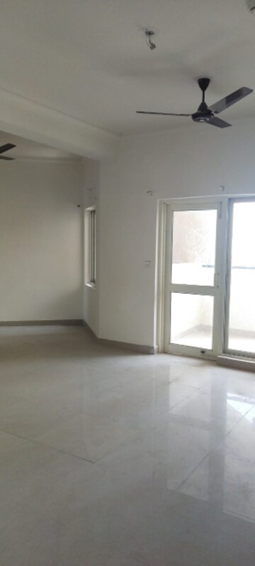 Room in 2 BHK Apartment at Ramprastha Awho, Sector 95 – for Sale