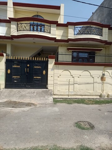 4 BHK Independent House For Sale in Gomti Nagar