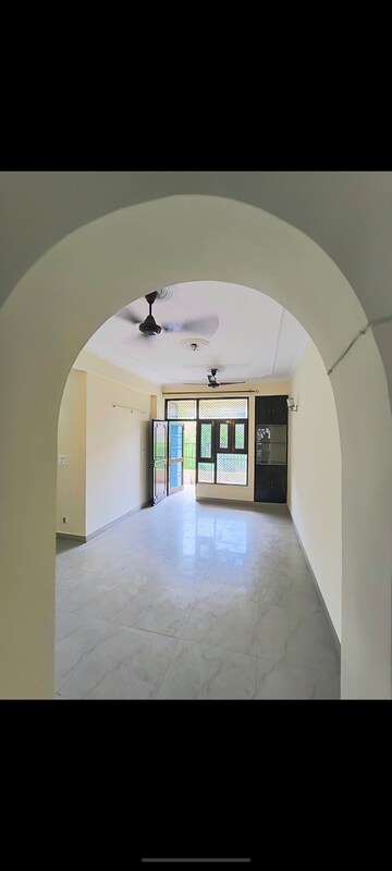 Building Lobby in 2.5 BHK Apartment at Sector 6, Dwarka – for Sale