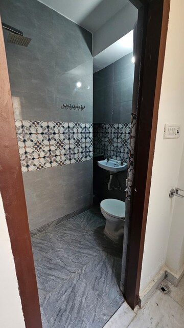 Bathroom in 4 BHK Apartment at Sector 4, Dwarka – for Sale