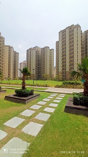 2.5 BHK Apartment – Exterior View View at Shree Vardhman Flora, Sector 90 - for Sale