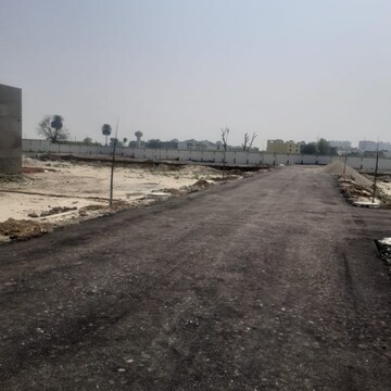  Plot For Sale in Modipuram