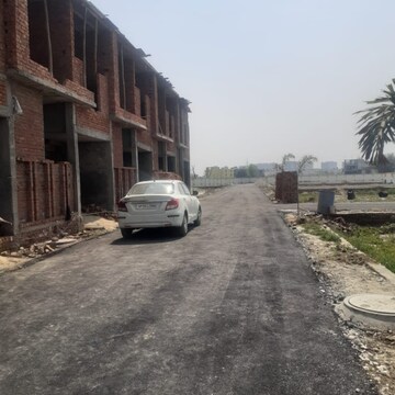  Plot – Exterior View View at Modipuram - for Sale