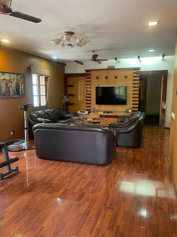 Living Room in 5 BHK Villa at Film Nagar – for Sale