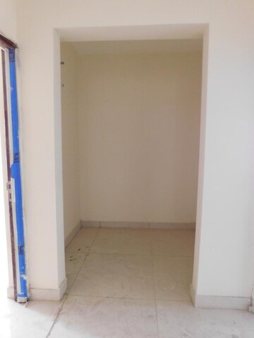 Room in 4 BHK Apartment at Vasavi GP Trends, Nanakramguda – for Sale