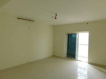 Room in 4 BHK Apartment at Vasavi GP Trends, Nanakramguda – for Sale