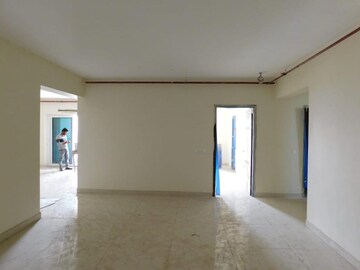 Room in 4 BHK Apartment at Vasavi GP Trends, Nanakramguda – for Sale