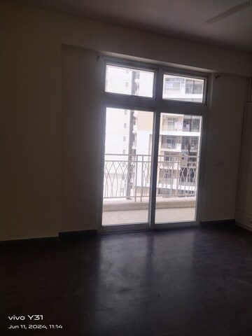 Room in 3 BHK Apartment at Mahagun Myra, Gaur City 1 – for Sale