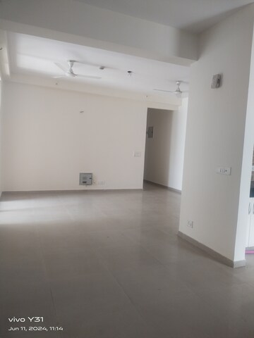 Room in 3 BHK Apartment at Mahagun Myra, Gaur City 1 – for Sale