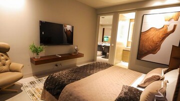 Bedroom in 3 BHK Apartment at Patiala Road – for Sale