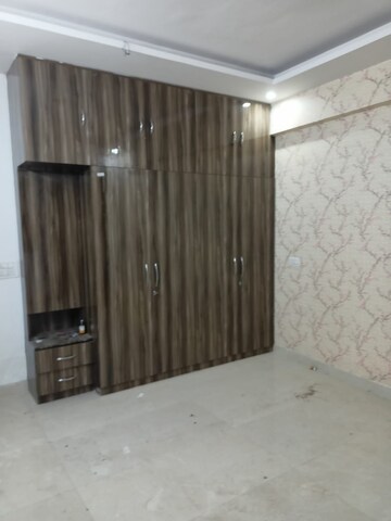 4 BHK Builder Floor For Sale in New Colony