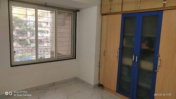 Room in 2 BHK Apartment at Evershine Millennium Paradise, Kandivali East – for Sale