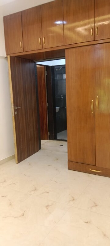 Room in 2 BHK Apartment at Kumar Prasanna, Wanowrie – for Sale