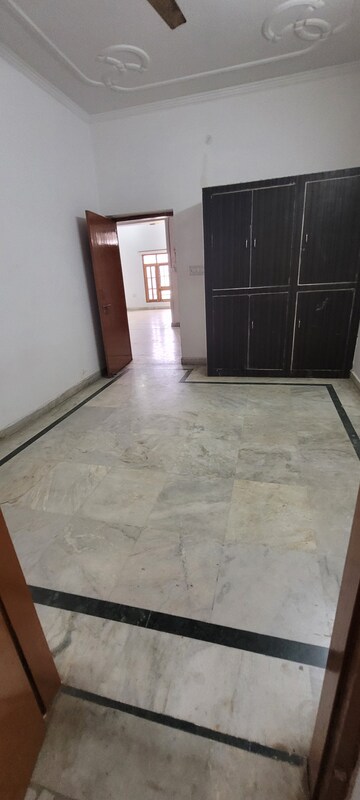 Furnished Amenities in 6 BHK Independent House at Gomti Nagar – for Sale