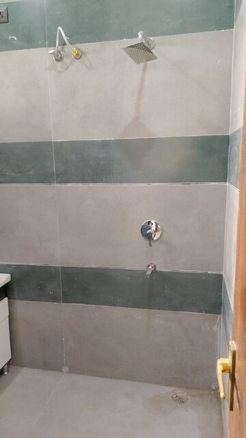 Furnished Amenities in 4 BHK Independent House at Vip Road – for Sale