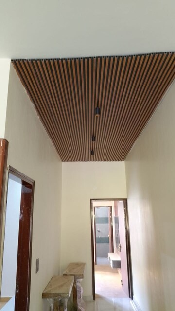 Room in 4 BHK Independent House at Vip Road – for Sale