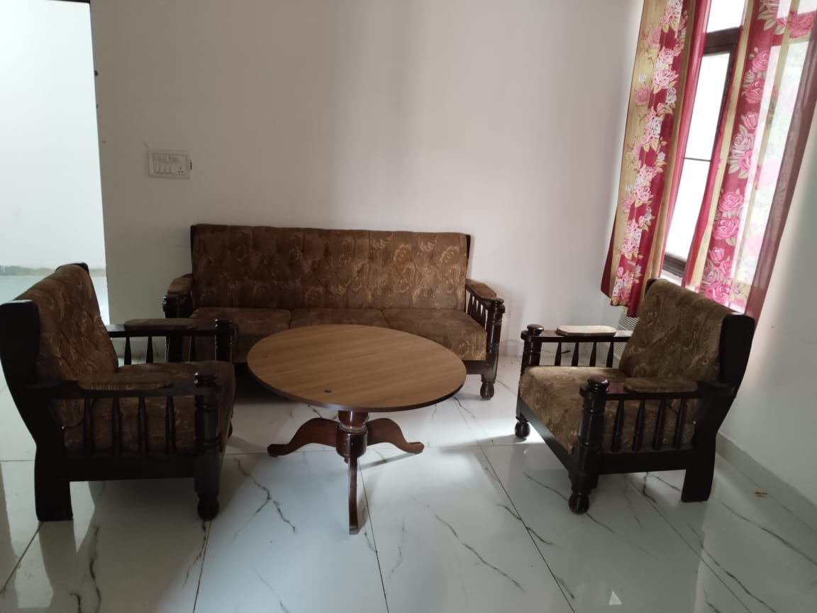 3 BHK Apartment For Rent in Vip Road Zirakpur  7113511