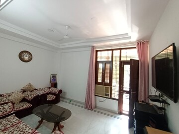 Living Room in 3 BHK Builder Floor at Palam Vihar – for Sale