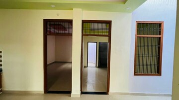 Room in 3 BHK Villa at Arjunganj – for Sale