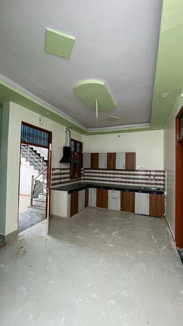 Bedroom in 2 BHK Villa at Sultanpur Road – for Sale