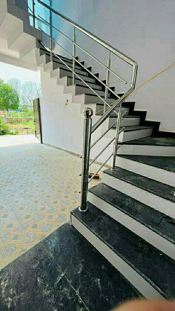 Staircase in 2 BHK Villa at Sultanpur Road – for Sale