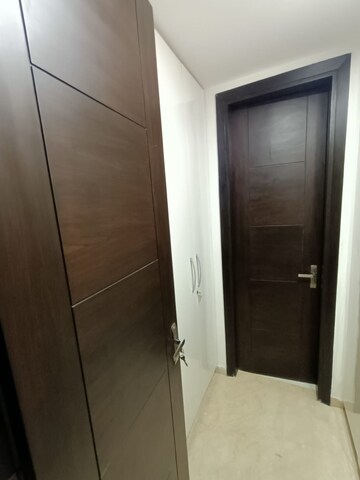 Furnished Amenities in 3 BHK Builder Floor at Palam Vihar Residents Association, Palam Vihar – for Sale