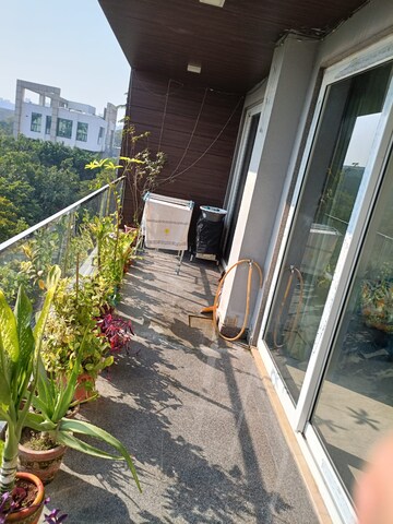Balcony in 3 BHK Builder Floor at Palam Vihar Residents Association, Palam Vihar – for Sale