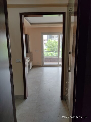 Room in 3 BHK Builder Floor at Palam Vihar Residents Association, Palam Vihar – for Sale
