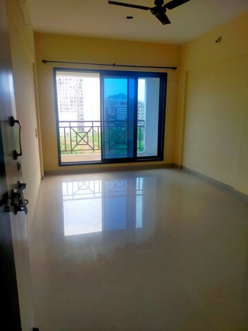 Room in 1 BHK Apartment at Toshiba Evershine Homes, Virar West – for Sale